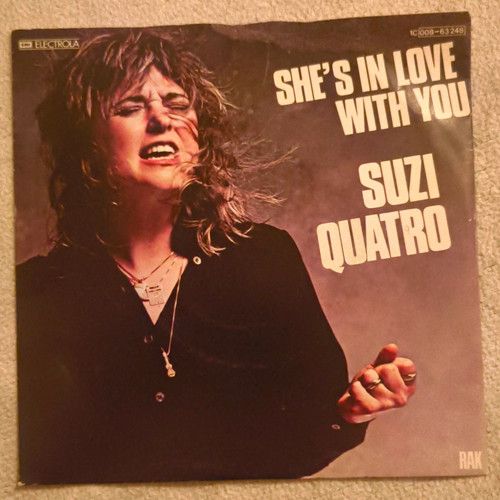 Suzi quatro she in love - suzi,