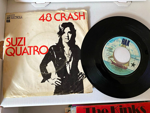 Rak suzi quatro 48 crash - quatro, –